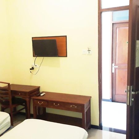 Hotel Pelangi Indah Semarang Kültér fotó
