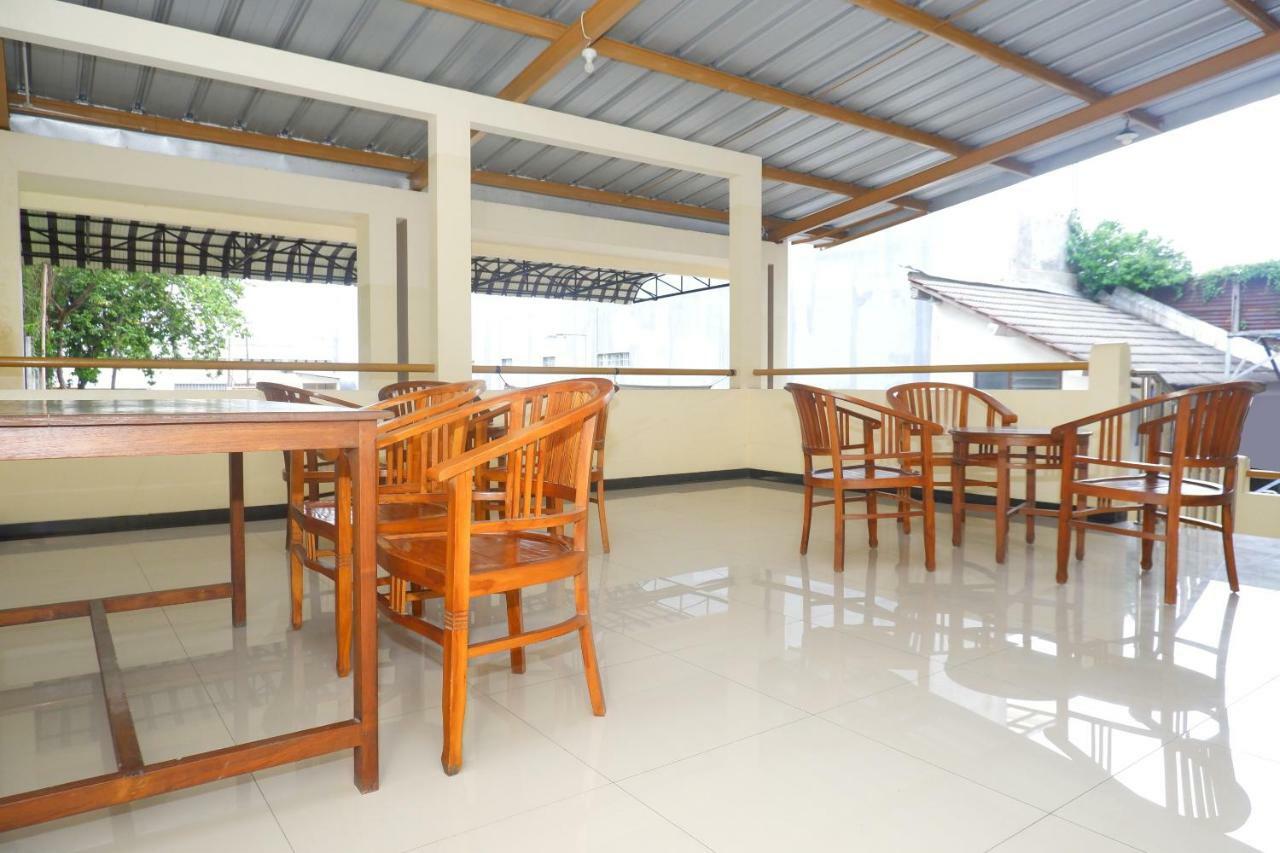Hotel Pelangi Indah Semarang Kültér fotó